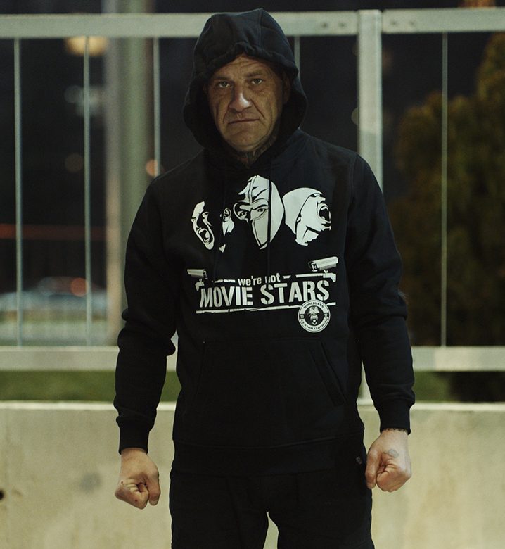 Still 2024-11-24 222930_1.90. Sweatshirt (Hooligans) – Bild 1